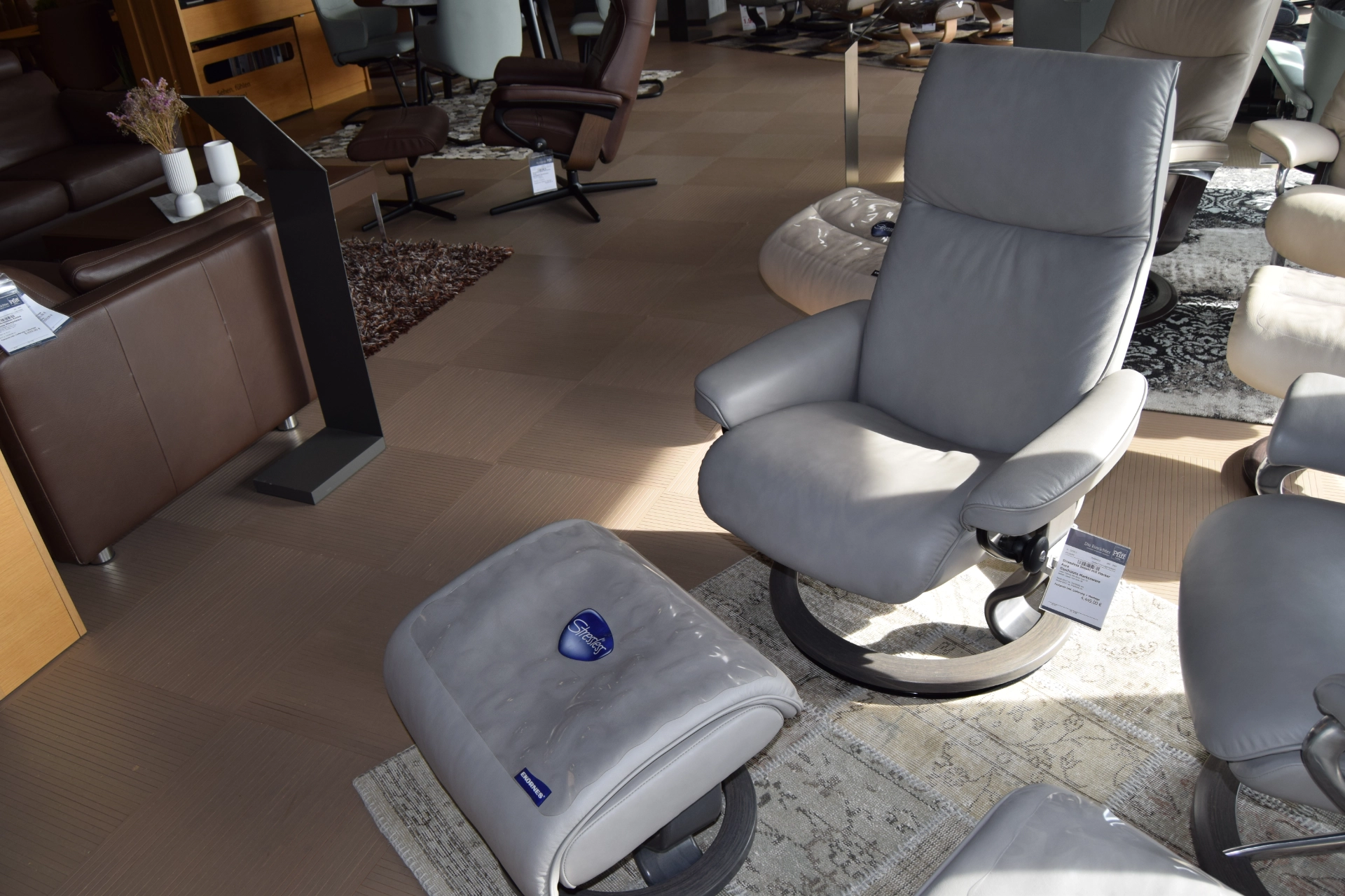 Stressless Sessel mit Hocker Aura S