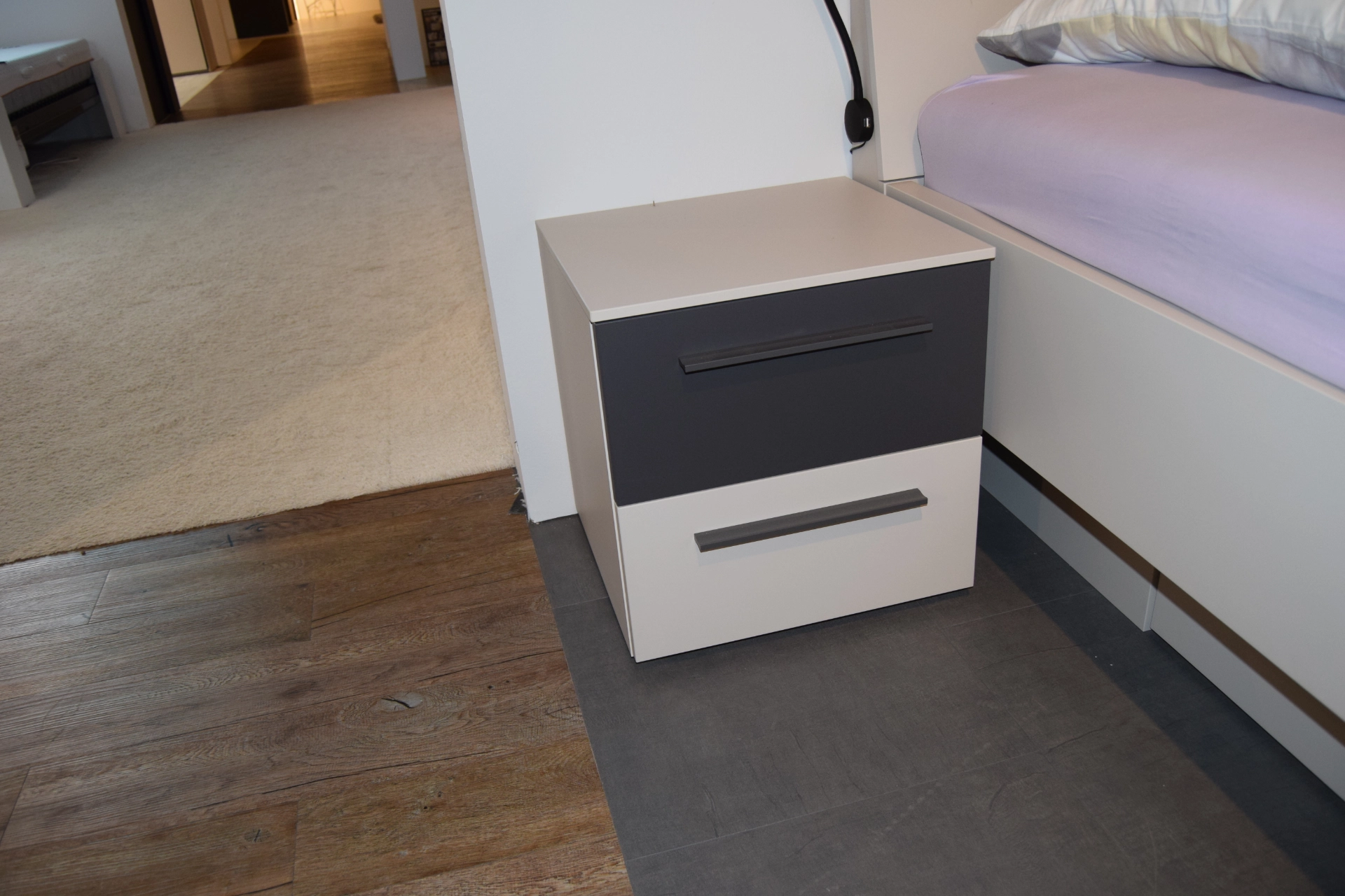 Nachtschrank Lyon