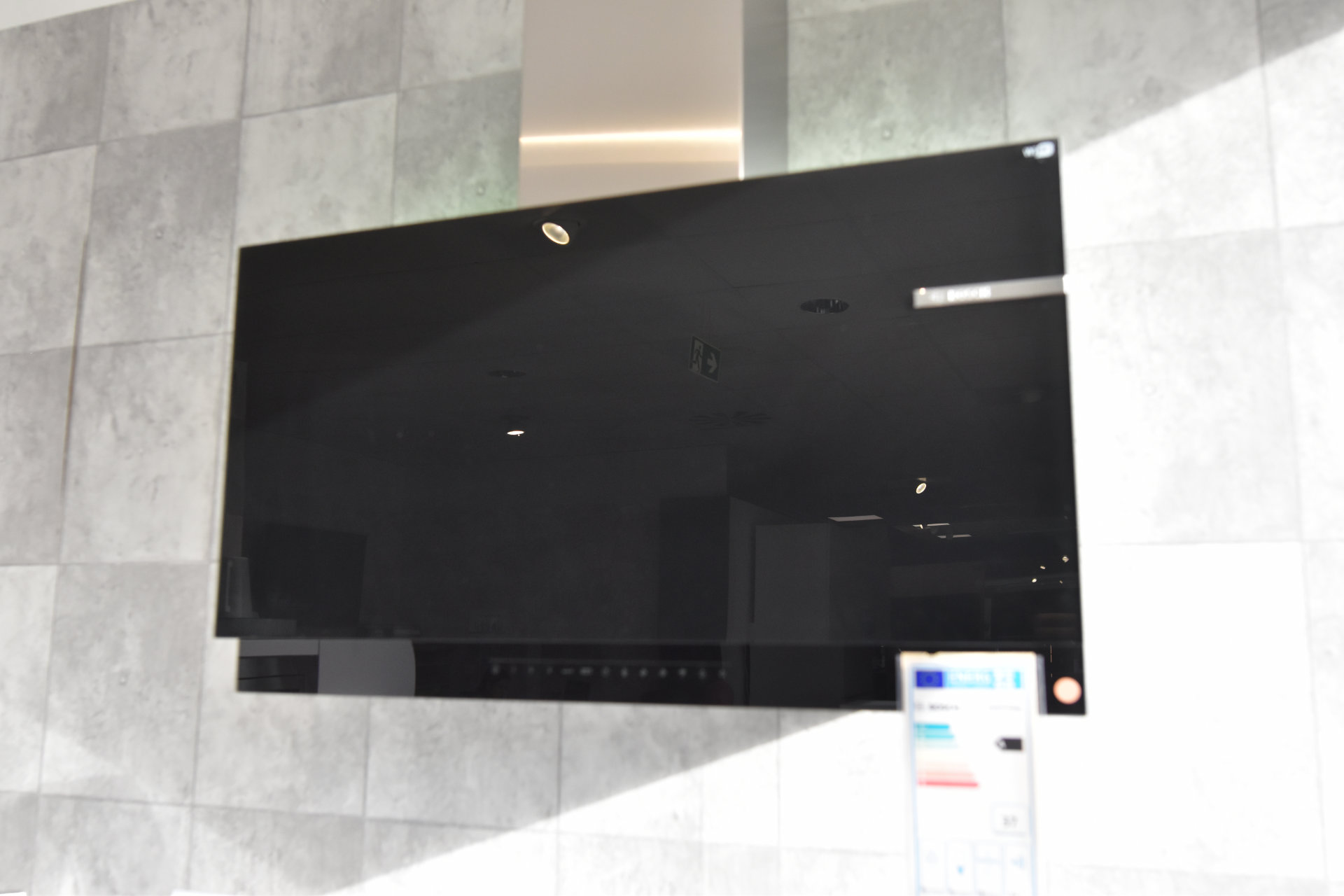 lightbox image lightbox image