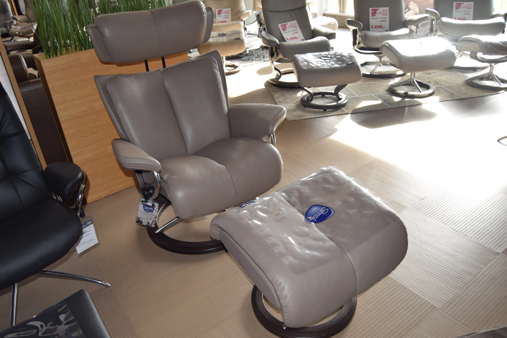 Stressless Sessel mit Hocker Magic