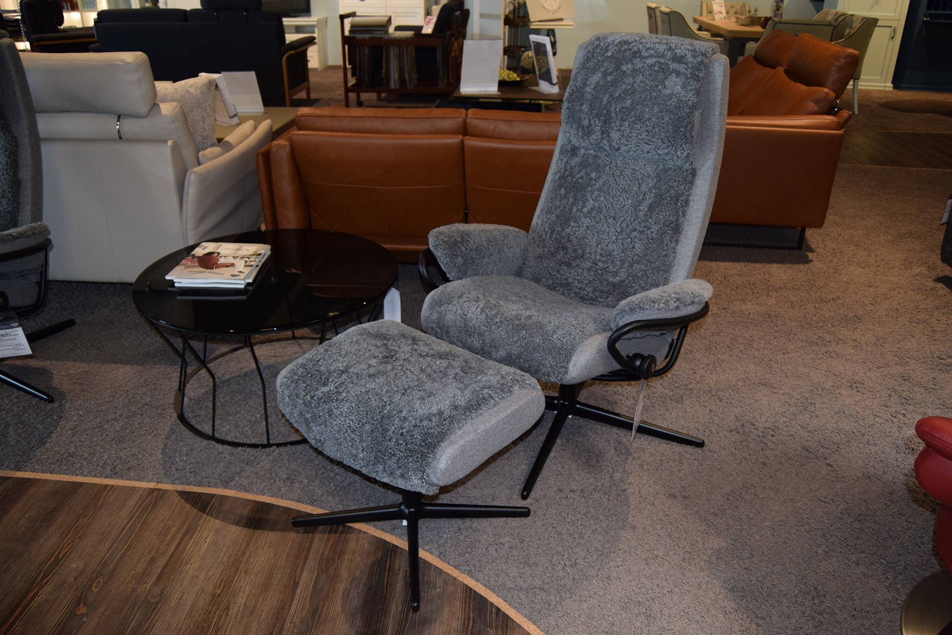 Stressless Sessel und Hocker Paris Cross