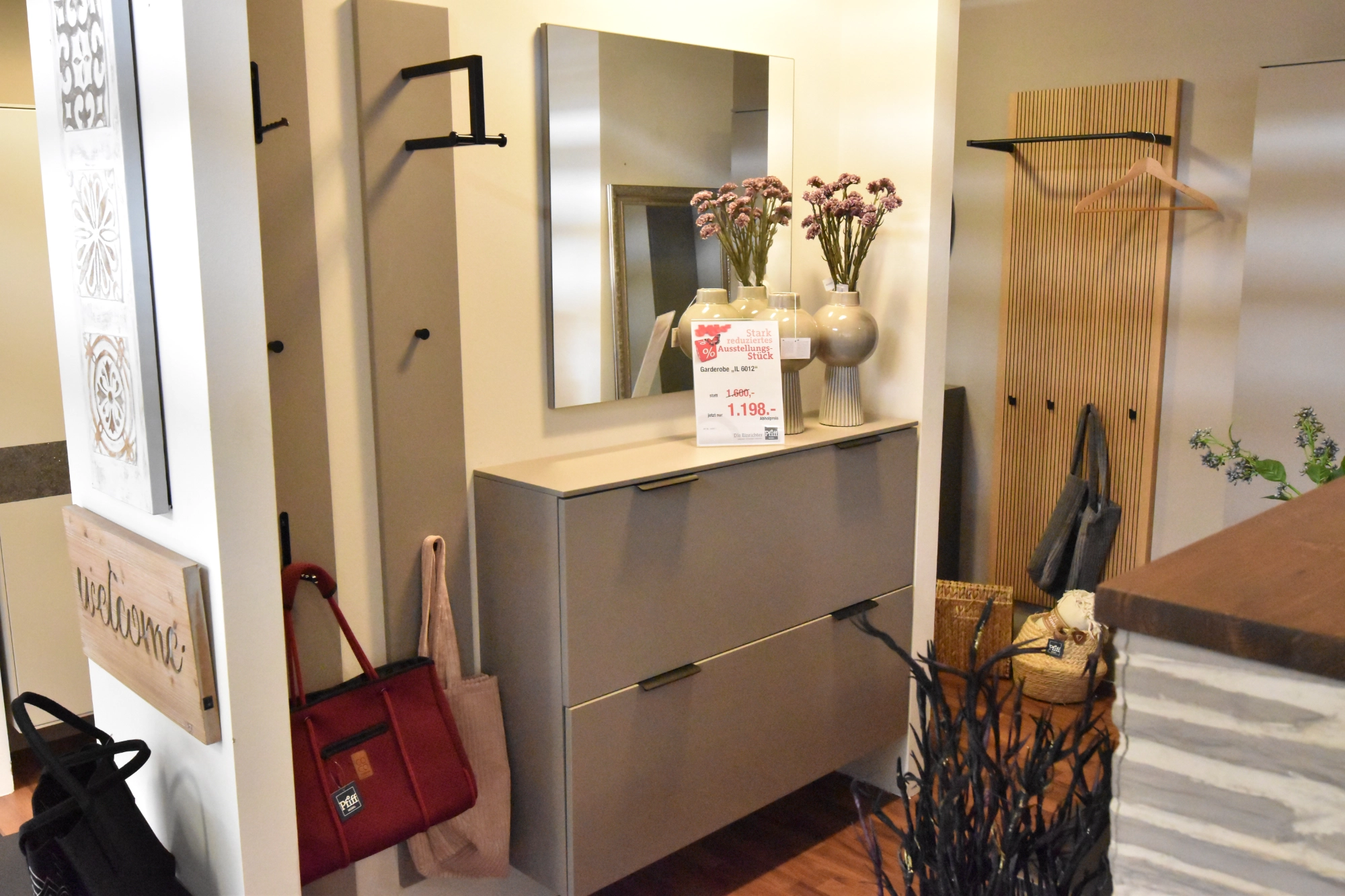 Garderobe Interliving 6012