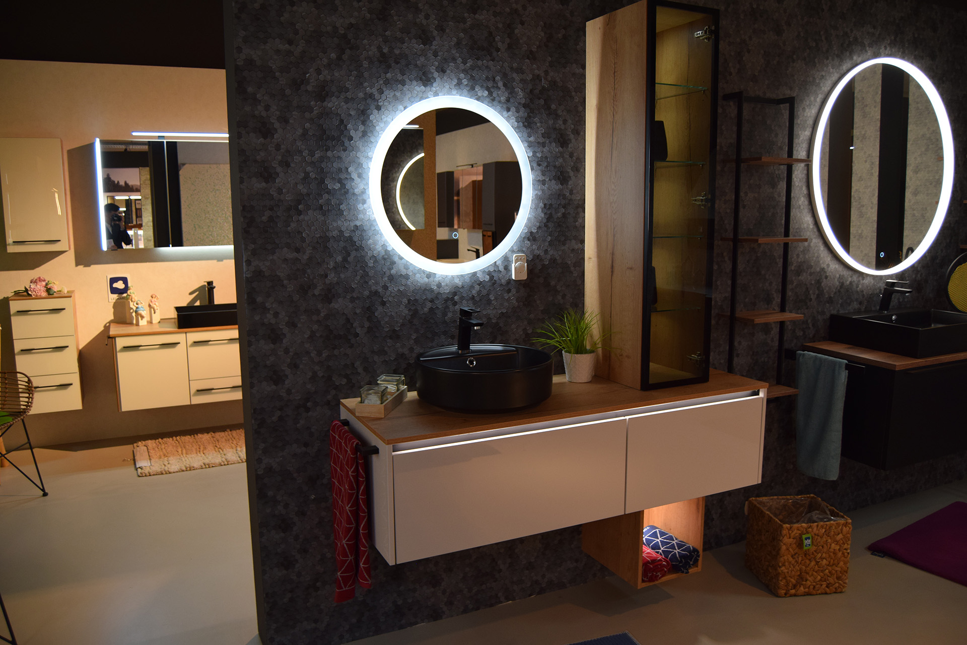 Interliving Bad 7819