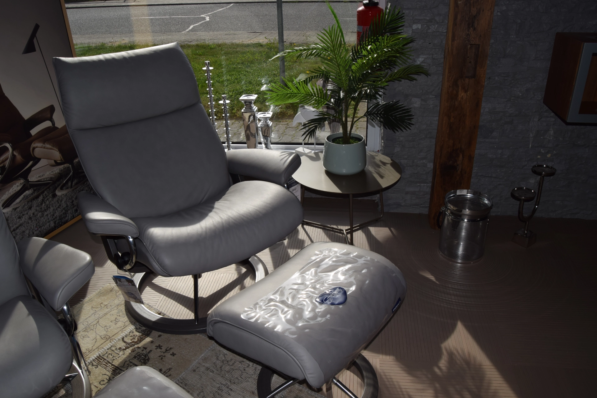 Stressless Sessel mit Hocker Aura L